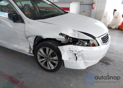 2009 Honda Accord 2.4 Ex-L from USA, damaged, VIN 1HGCP26859A093348
